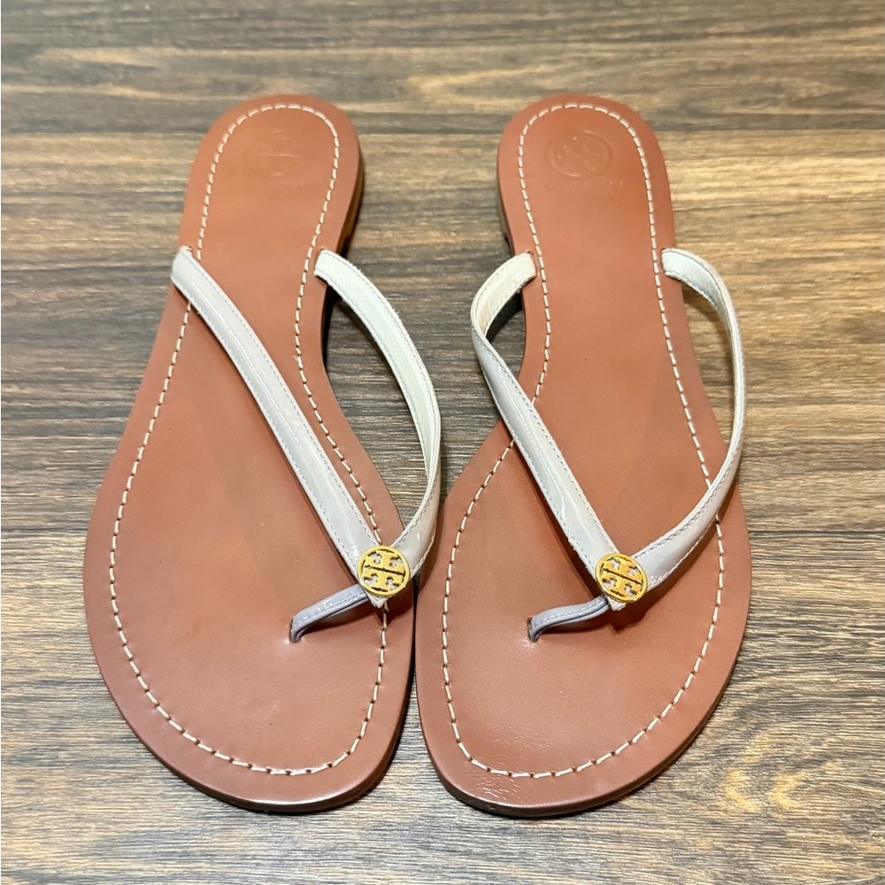 Tory Burch Light Gray Leather Thong Sandals